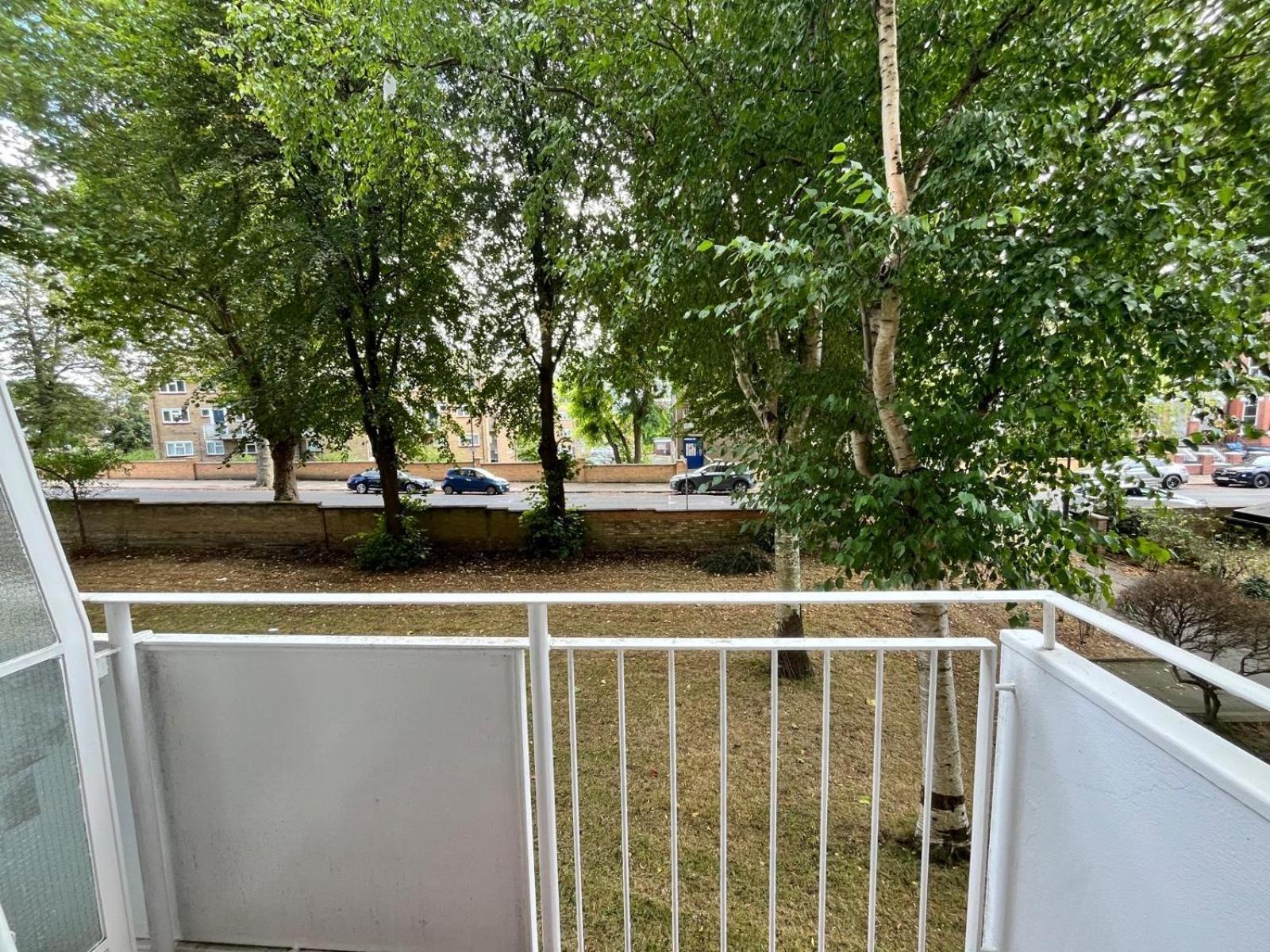 Beautiful 2 Bedroom & Balcony Flat In Central London Luaran gambar